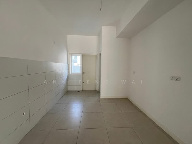 Terraced House for Sale in Kota Emerald (Rawang) - Wai Ann Teng - Kitchen - PropertyGuru.com.my