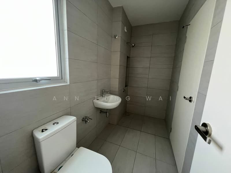 Terraced House for Sale in Kota Emerald (Rawang) - Wai Ann Teng - Bathroom - PropertyGuru.com.my