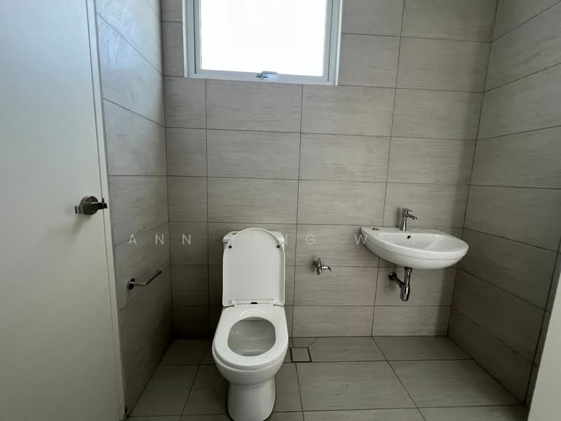 Terraced House for Sale in Kota Emerald (Rawang) - Wai Ann Teng - Bathroom - PropertyGuru.com.my