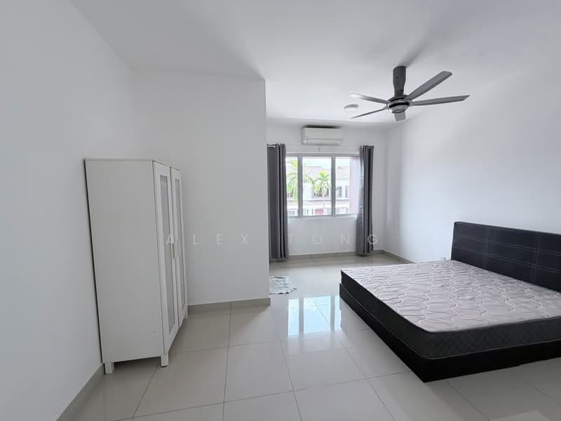2-storey Terraced House for Rent in Bandar Rimbayu (Telok Panglima Garang) - Alex Tong - Bedroom - PropertyGuru.com.my