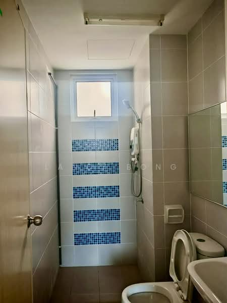 Condominium for Rent at i-Santorini - Landy Bong - Bathroom - PropertyGuru.com.my