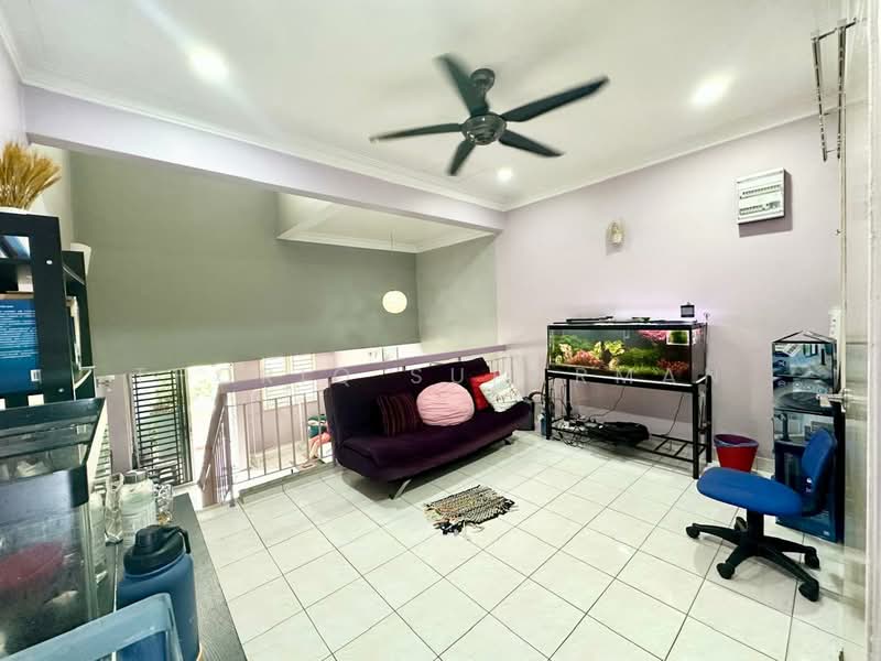 2.5-storey Terraced House for Sale in Batu Caves (Selangor) - Thoriq Suparman - Living Room - PropertyGuru.com.my
