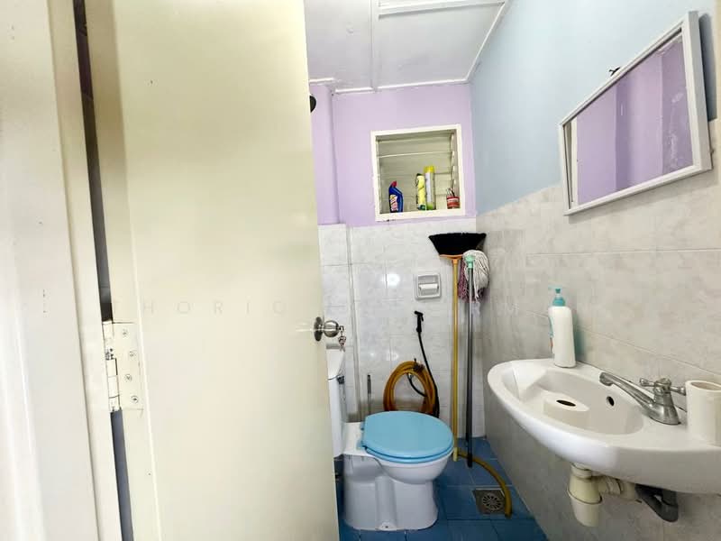 2.5-storey Terraced House for Sale in Batu Caves (Selangor) - Thoriq Suparman - Bathroom - PropertyGuru.com.my
