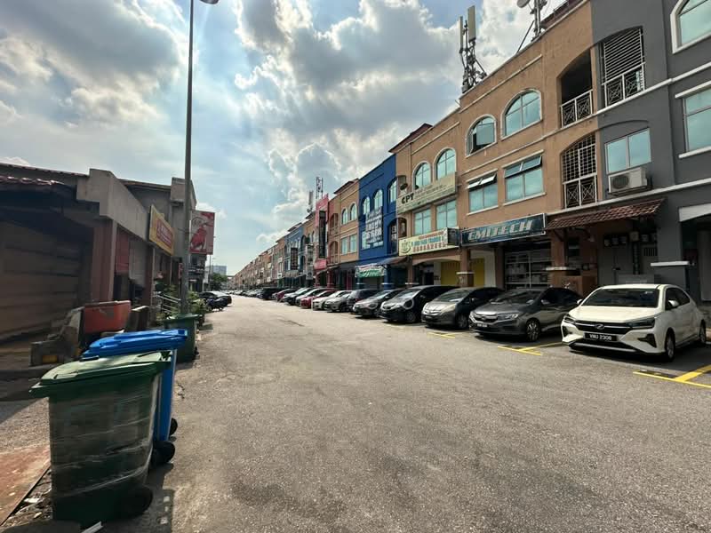 Shop for Rent in Bandar Puteri Puchong (Puchong) - KT Go - Exterior - PropertyGuru.com.my