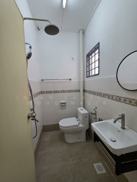 2-storey Terraced House for Sale in Semenyih (Selangor) - Intan Fauziah Mohd Nazir - Bathroom - PropertyGuru.com.my