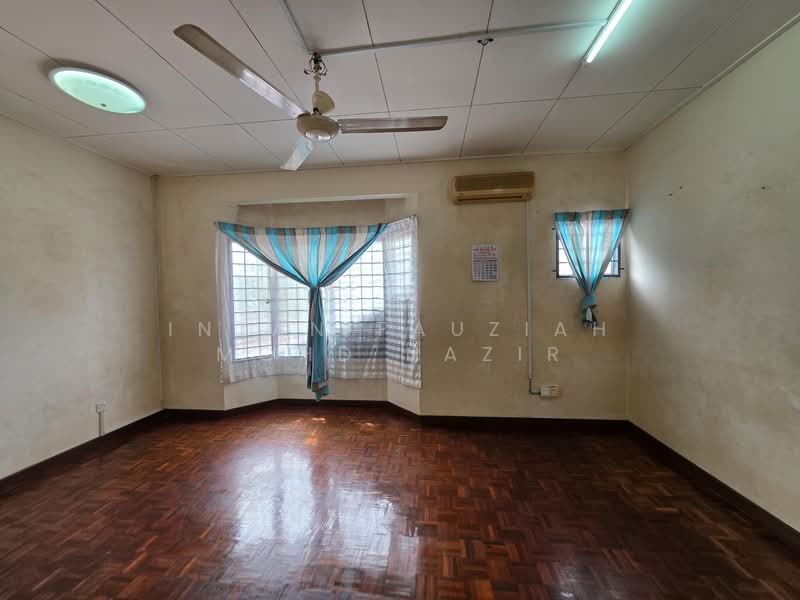 2-storey Terraced House for Sale in Semenyih (Selangor) - Intan Fauziah Mohd Nazir - Living Room - PropertyGuru.com.my