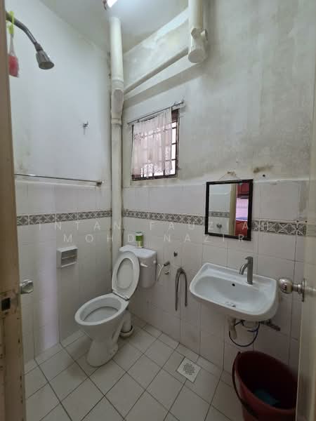 2-storey Terraced House for Sale in Semenyih (Selangor) - Intan Fauziah Mohd Nazir - Bathroom - PropertyGuru.com.my