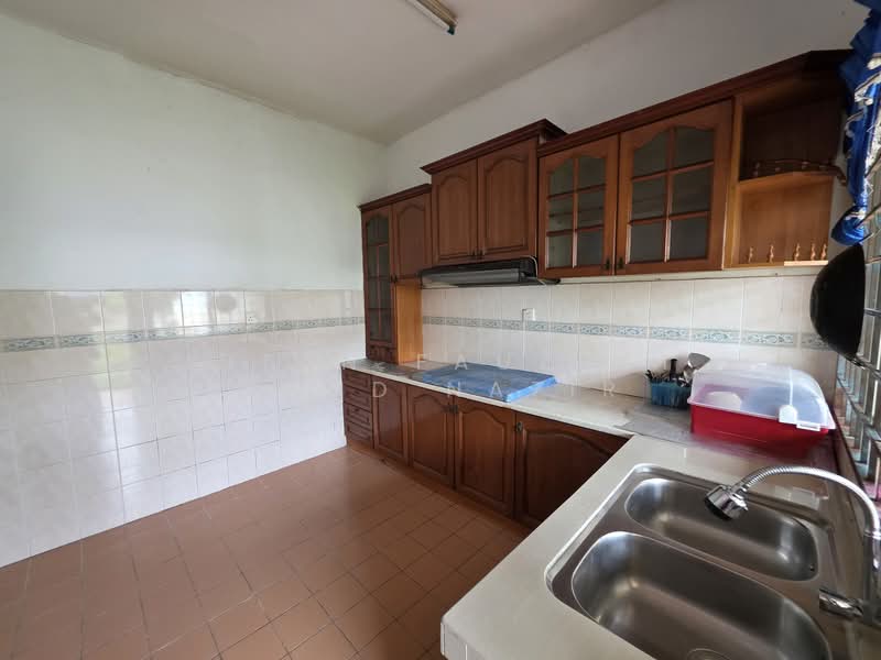 2-storey Terraced House for Sale in Semenyih (Selangor) - Intan Fauziah Mohd Nazir - Kitchen - PropertyGuru.com.my