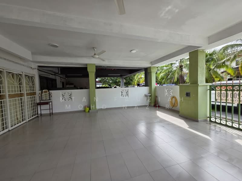 2-storey Terraced House for Sale in Semenyih (Selangor) - Intan Fauziah Mohd Nazir - Entrance - PropertyGuru.com.my