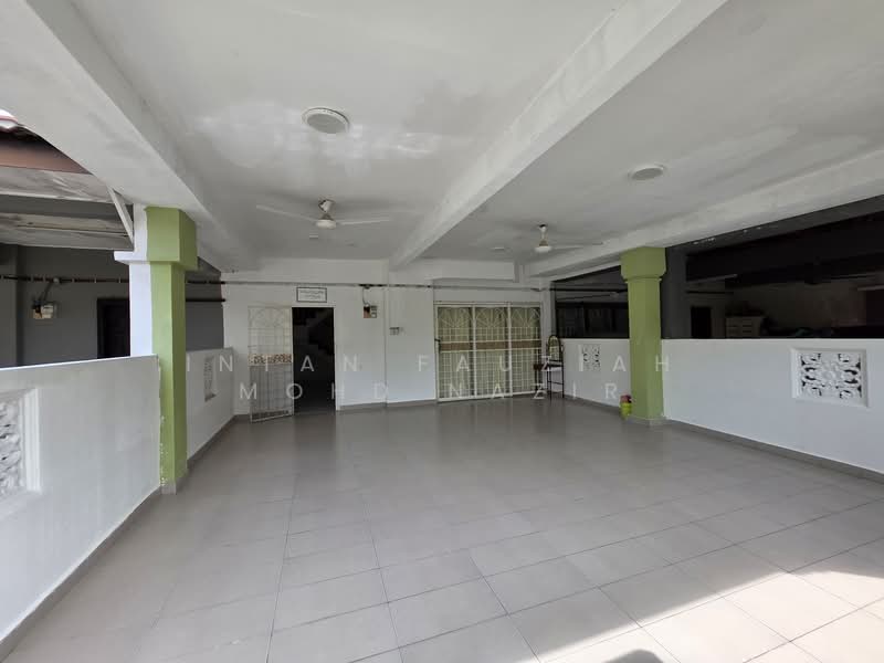 2-storey Terraced House for Sale in Semenyih (Selangor) - Intan Fauziah Mohd Nazir - Entrance - PropertyGuru.com.my