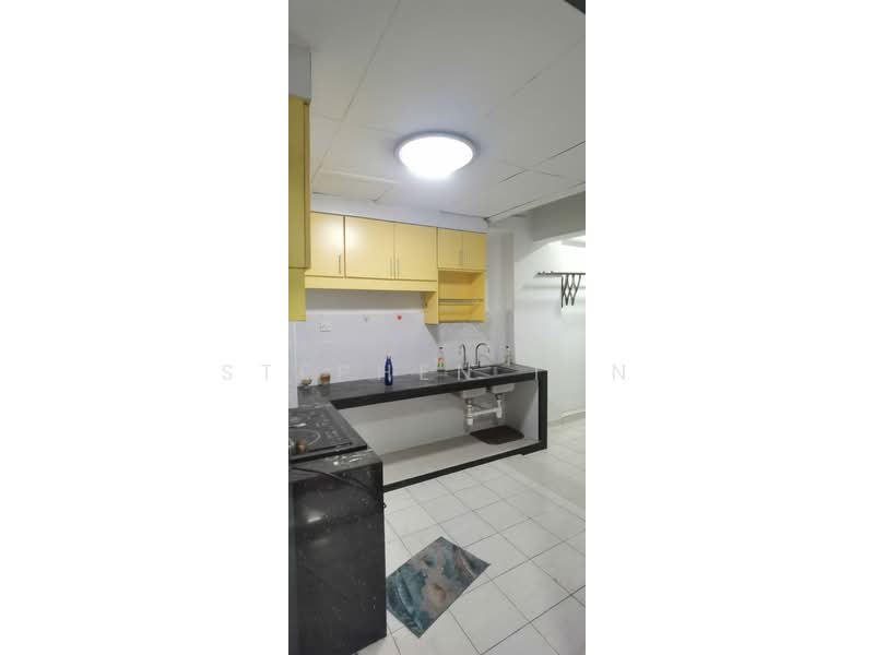 Pangsapuri untuk Dijual di Skudai Villa - Stephen Tan - Kitchen - PropertyGuru.com.my