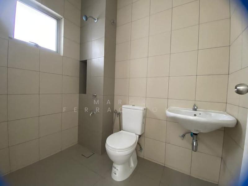 2-storey Terraced House for Sale in Bukit Raja (Selangor) - Marco Ferraccioli - Bathroom - PropertyGuru.com.my