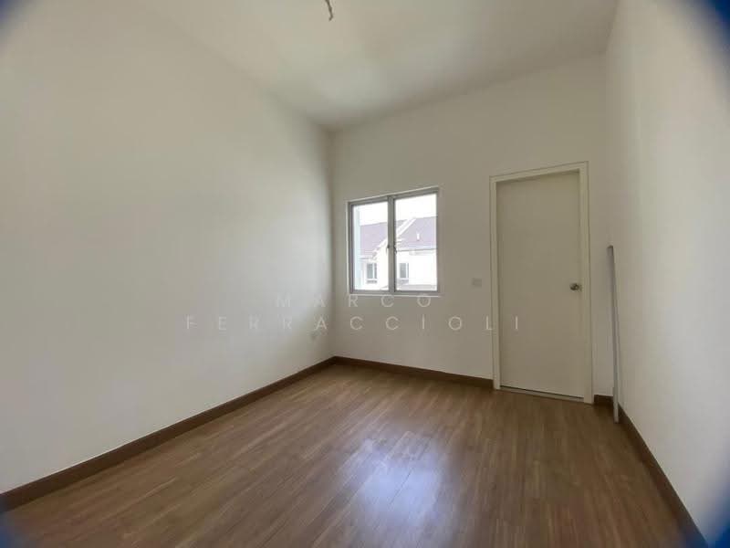 2-storey Terraced House for Sale in Bukit Raja (Selangor) - Marco Ferraccioli - Interior - PropertyGuru.com.my