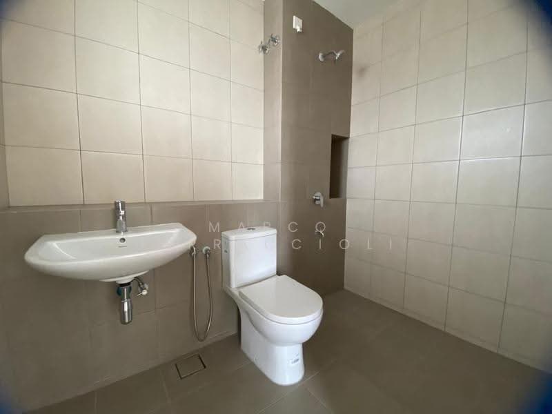 2-storey Terraced House for Sale in Bukit Raja (Selangor) - Marco Ferraccioli - Bathroom - PropertyGuru.com.my