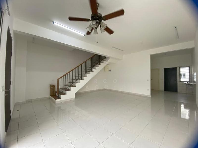 2-storey Terraced House for Sale in Bukit Raja (Selangor) - Marco Ferraccioli - Living Room - PropertyGuru.com.my