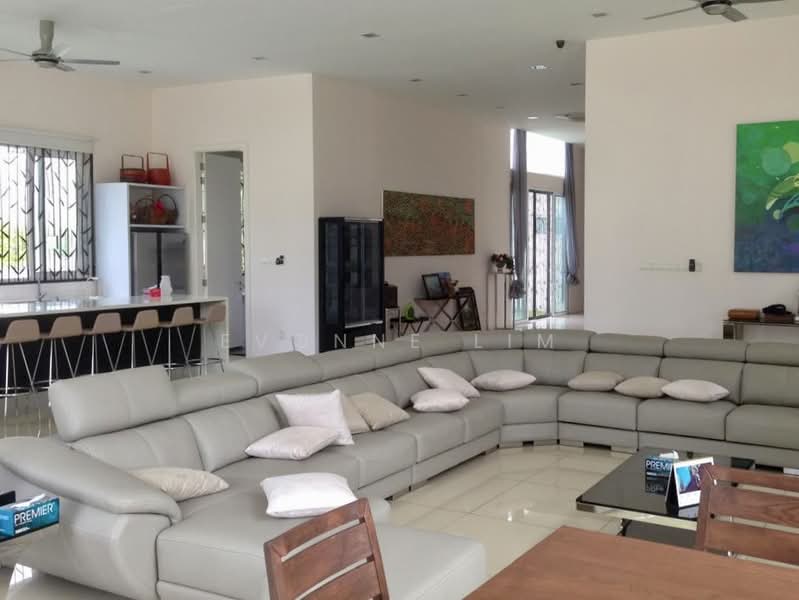 Bungalow for Sale in Glenmarie Cove (Klang) - Evonne Lim - Living Room - PropertyGuru.com.my