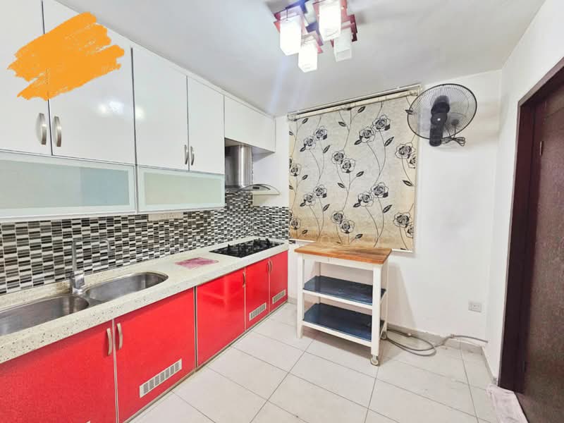 2.5-storey Terraced House for Sale in Putra Heights (Subang Jaya) - Jason Ooi - Kitchen - PropertyGuru.com.my