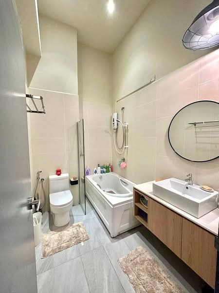 2-storey Terraced House for Rent in Cyberjaya (Selangor) - Hasif Ludin - Bathroom - PropertyGuru.com.my