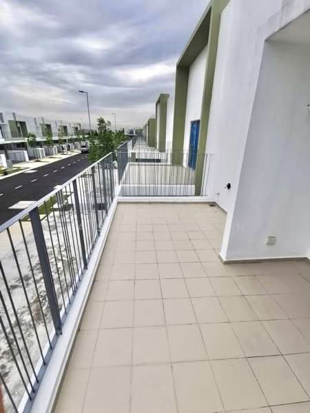 2-storey Terraced House for Rent in Cyberjaya (Selangor) - Hasif Ludin - Exterior - PropertyGuru.com.my