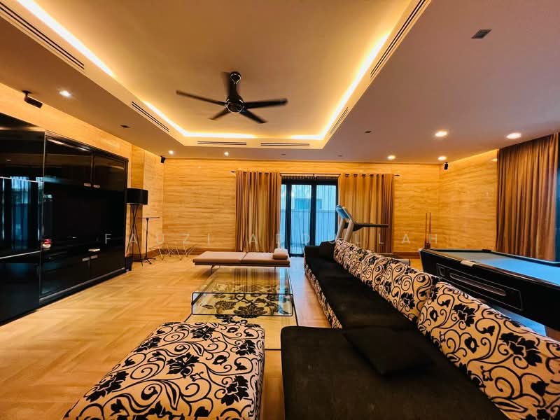 Bungalow for Sale in Seksyen 7 (Shah Alam) - Fauzi Abdullah - Living Room - PropertyGuru.com.my