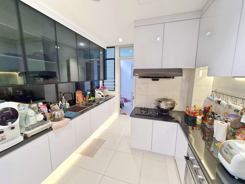 Rumah Kluster untuk Disewa di Eco Majestic (Semenyih) - Mike Lim - Kitchen - PropertyGuru.com.my