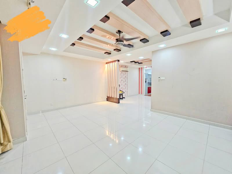 2.5-storey Terraced House for Sale in Putra Heights (Subang Jaya) - Nobeille Chung - Living Room - PropertyGuru.com.my