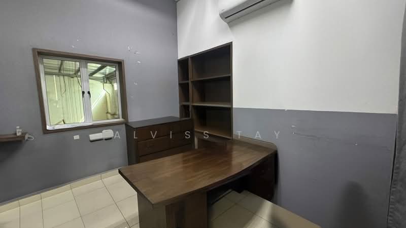 Kilang untuk Disewa di Taman Desa Cemerlang (Ulu Tiram) - Alviss Tay - Study - PropertyGuru.com.my