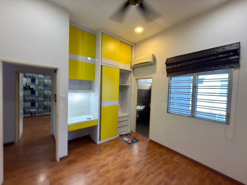 Rumah Teres 3 Tingkat untuk Dijual di Bandar Seri Alam (Masai) - Jeremy Voon - Bedroom - PropertyGuru.com.my