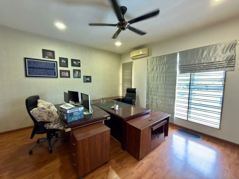 Rumah Teres 3 Tingkat untuk Dijual di Bandar Seri Alam (Masai) - Jeremy Voon - Study - PropertyGuru.com.my