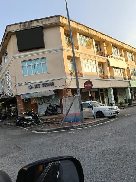 Shop / Office untuk Dijual di Saujana Impian (Kajang) - Cathy Tiang - PropertyGuru.com.my