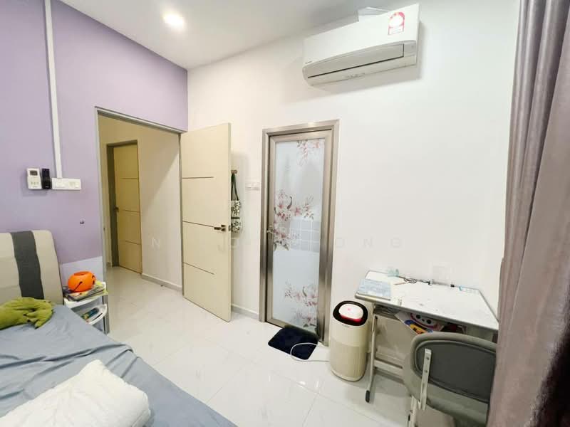 Rumah Teres 2 Tingkat untuk Dijual di Bandar Baru Permas Jaya (Permas Jaya) - Nico Chong - Bedroom - PropertyGuru.com.my