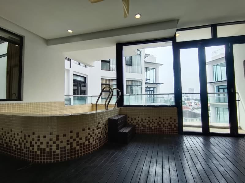 Kondominium untuk Disewa di Gallery @ U-Thant - Simone Ngo - Pool - PropertyGuru.com.my