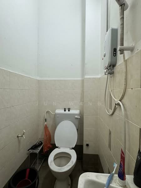 2-storey Terraced House for Sale in Gelang Patah (Johor) - Jun Wang - PropertyGuru.com.my