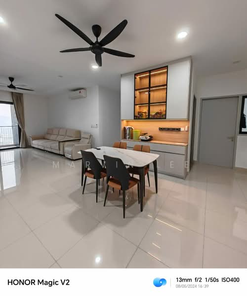 Kondominium untuk Dijual di Damansara Seresta - Marvin Lee - Living Room - PropertyGuru.com.my