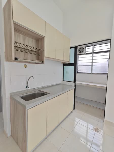 Pangsapuri untuk Dijual di Suria Rafflesia - Steve Leong . - Kitchen - PropertyGuru.com.my