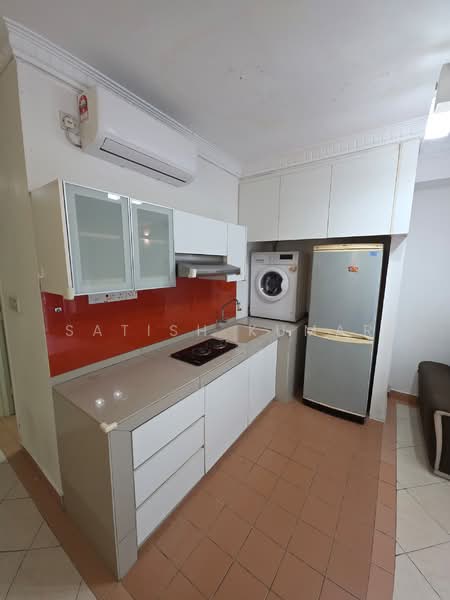 Condominium for Rent at Perdana Exclusive - Satish Kumar - Kitchen - PropertyGuru.com.my