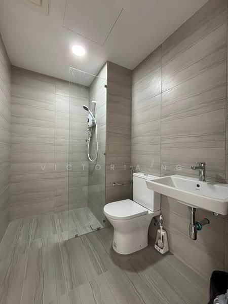 Servis Apartment untuk Disewa di BeCentral @ i-City - Victoria Ng - Bathroom - PropertyGuru.com.my
