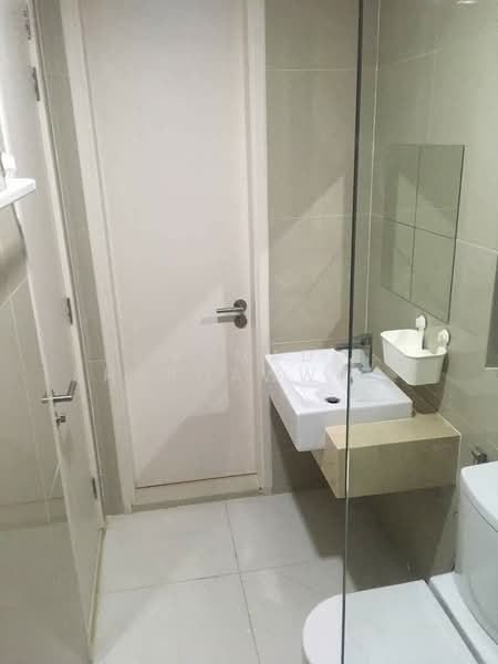 Service Residence for Rent at South View - Ahmad Sharqawwi Abdul Kapor - Bathroom - PropertyGuru.com.my