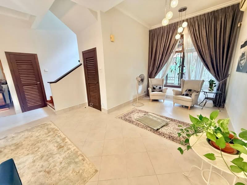 Rumah Banglo untuk Dijual di Seksyen 27 (Shah Alam) - Ashraf Azwan - Living Room - PropertyGuru.com.my