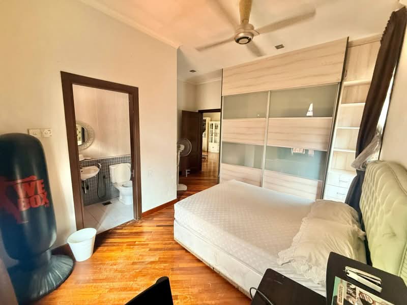 Rumah Banglo untuk Dijual di Seksyen 27 (Shah Alam) - Ashraf Azwan - Bedroom - PropertyGuru.com.my