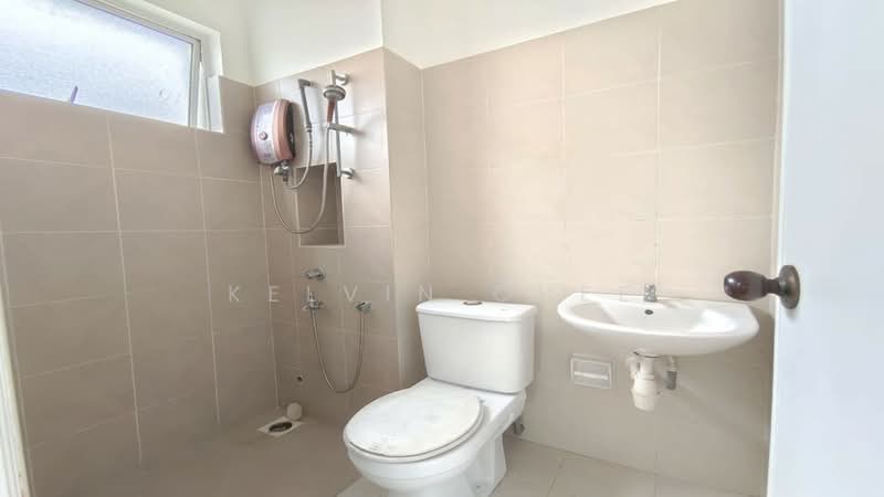Rumah Berkembar untuk Disewa di Iskandar Puteri (Nusajaya) (Johor) - Kelvin Chee - Bathroom - PropertyGuru.com.my