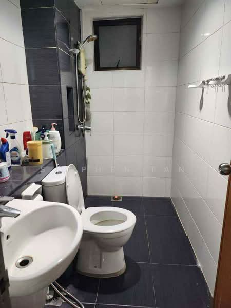 Service Residence for Sale at Sky Gardens Residences - Stephen Tan - Bathroom - PropertyGuru.com.my