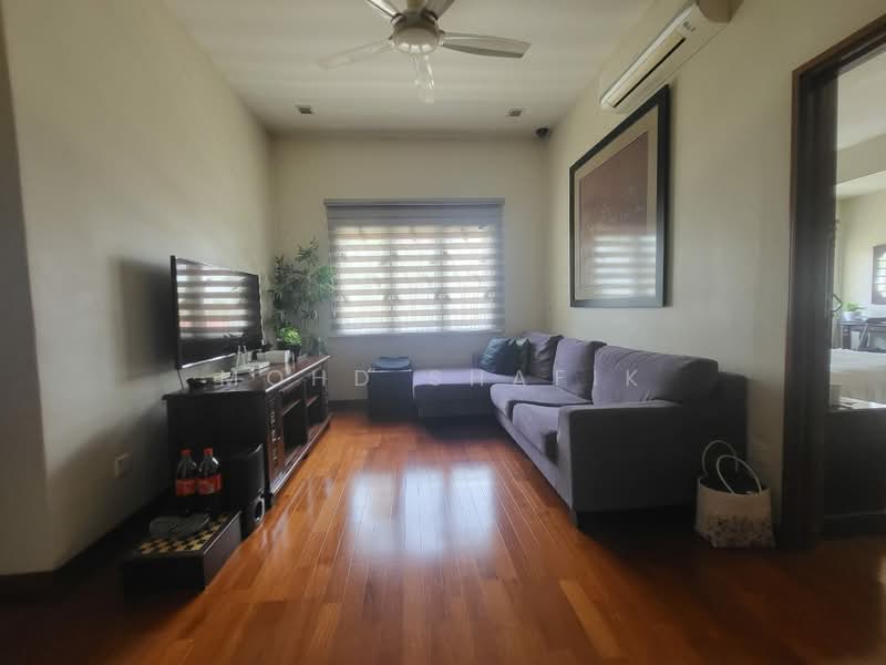 Rumah Berkembar untuk Dijual di Kota Kemuning (Shah Alam) - Mohd Shafik - Living Room - PropertyGuru.com.my