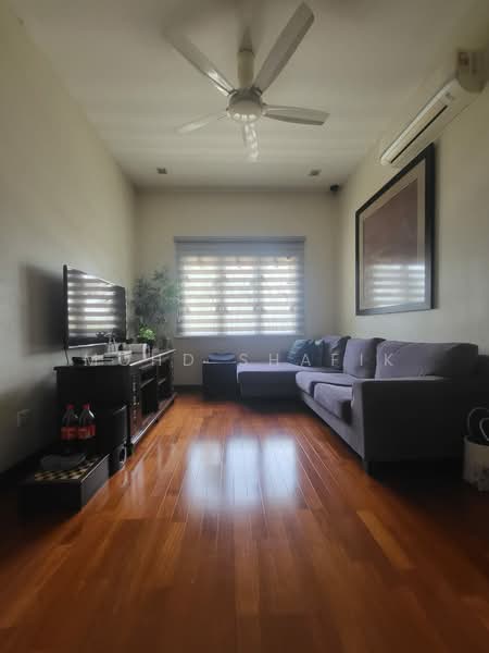 Rumah Berkembar untuk Dijual di Kota Kemuning (Shah Alam) - Mohd Shafik - Living Room - PropertyGuru.com.my