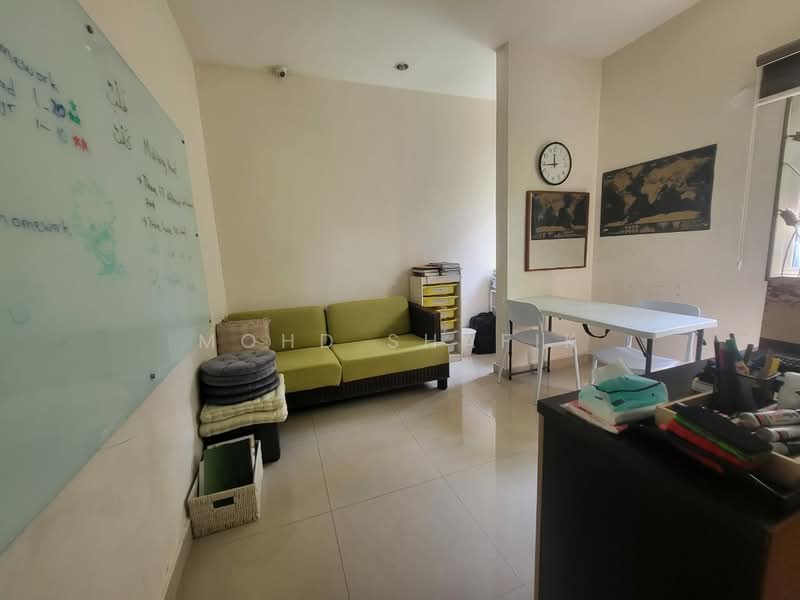 Rumah Berkembar untuk Dijual di Kota Kemuning (Shah Alam) - Mohd Shafik - Study - PropertyGuru.com.my