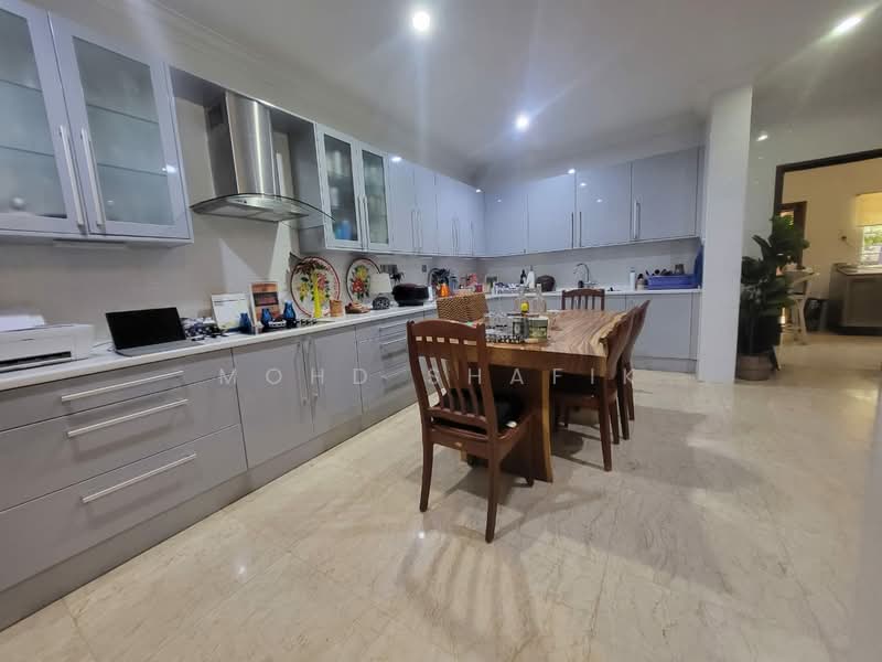 Rumah Berkembar untuk Dijual di Kota Kemuning (Shah Alam) - Mohd Shafik - Kitchen - PropertyGuru.com.my