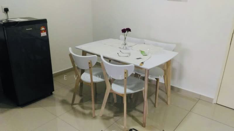 Kondominium untuk Dijual di Encorp Strand Residence - Evonne Yen - Dining Room - PropertyGuru.com.my