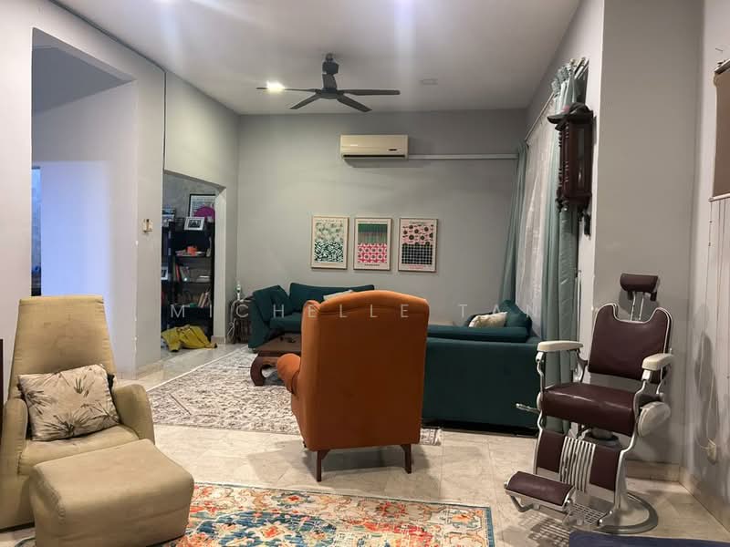 2.5-storey Terraced House for Sale in Sungai Buloh (Selangor) - Michelle Tan - Living Room - PropertyGuru.com.my