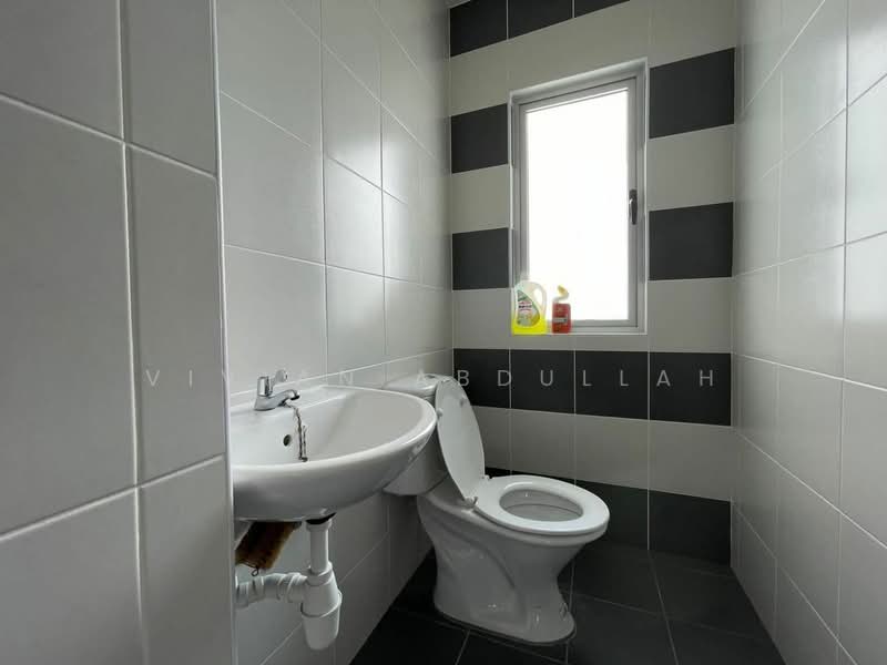 Apartment for Rent at Camellia Residence - Vivian Abdullah - Bathroom - PropertyGuru.com.my