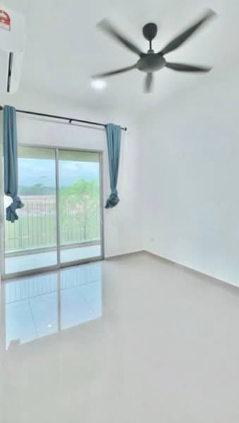 2-storey Terraced House for Rent in Cyberjaya (Selangor) - Hasif Ludin - Balcony - PropertyGuru.com.my